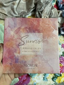 Focallure Sunrise Eyeshadow Pallette