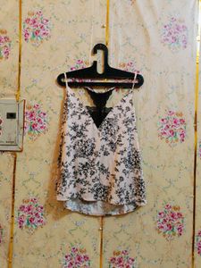 🇳🇿💫🎀Floral Lace Cami Top Y2K Vibe