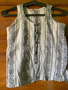 Boho Print Sleeveless Button-Up Blouse