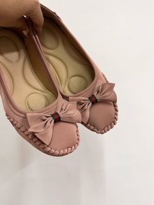 SALE🎀 Pink Bow Bellies Footwear Women