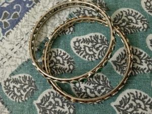 Elegant Emerald Bangles (Set of 2)