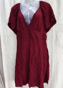I. Maroon V-Neck Flutter Sleeve Dress