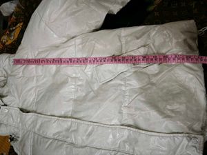 White Padded Hooded Jacket SIZE L