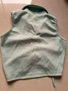Mint Ruched Collared Crop Top