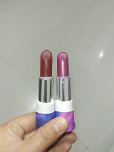 2 Pose HD Lipstick Combo Shade Name Merlot + Ripe Grape