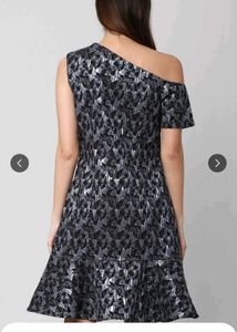 Printed Marquee Collection from Vero Moda.
