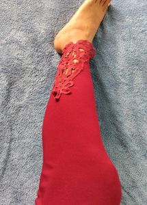 Maroon Leggings with Lace Detail