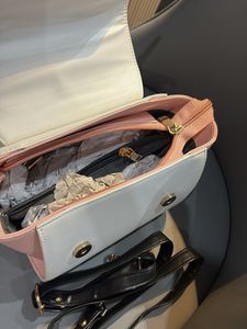 Cute Bow Detail Handbag
