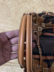 premium Burberry check tote hand bag for women