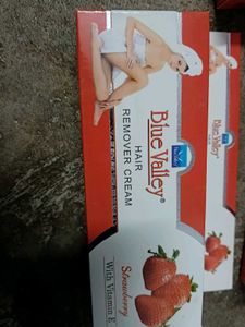 Blue Valley Strawberry Hair Remover Cream