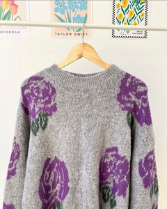 🪻Cozy Grey Purple Flower Sweater 🪻
