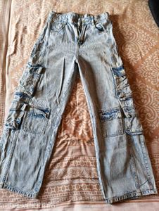 women ’s Cargo Jeans | Size 32 | Trendy & Stylish