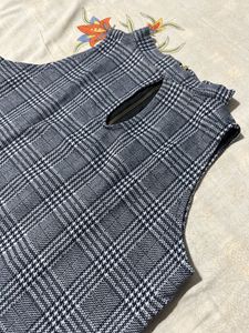 Sleeveless Top