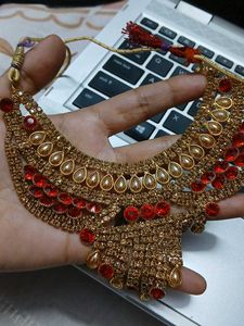 Stunning Indian Necklace Set