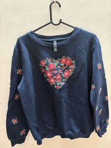 Floral Heart Embroidered Sweatshirt