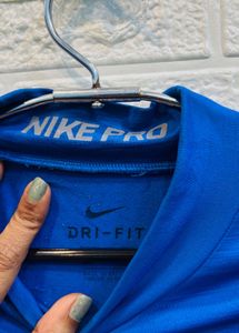 🇬🇧 Nike Pro imported fleece T-shirt