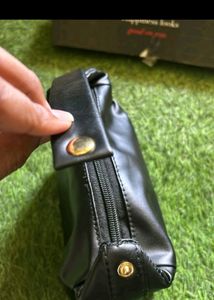 MAC BLACK TRAVEL POUCH