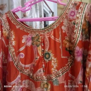 🎉Offer🎉Elegant Orange Floral gown