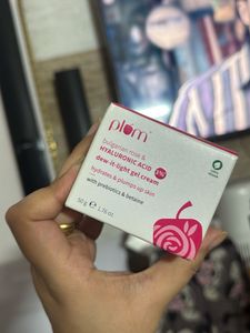 Plum Bulgarian Rose & Hyaluronic Acid Gel Cream