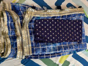 Stunning Blue Tie-Dye Saree with unstitched blouse