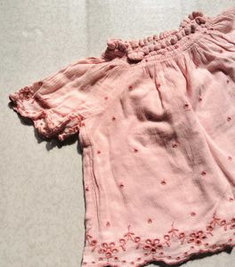 BabyGap Girl Outfit - Top &amp; Shorts Set