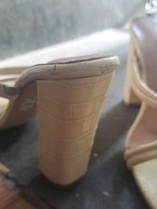Stylish Cream Heeled Sandals