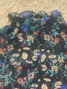 Floral Print Mock Neck Top