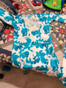 Beautiful Floral Print Kurta