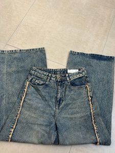 Wide Leg Distressed Blue Jeans