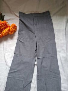 Gray Wide Leg Trousers-Mid waist