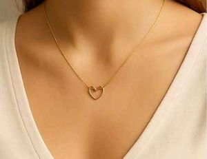 Gold Heart Pendant Necklace