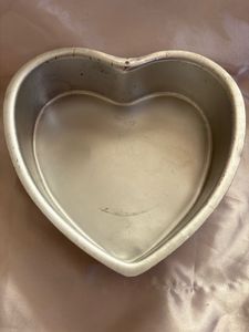 Heart-Shaped Baking Pan