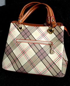 Charming Plaid Heart Handbag