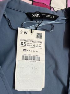 Zara V neck blue color zipper fly pleated