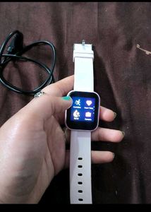 Helix Mettlic Fit 2.0 Smart Watch  With Charger
