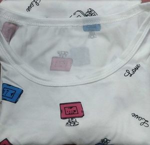 Cute Perfume Bottle Print T-Shirt