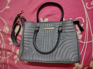 Marie Claire Chic Grey Quilted Handbag