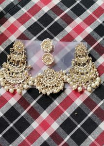 Earing With Mang Tika