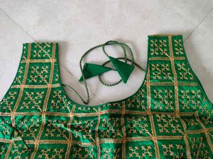 Green Embroidered Blouse 💚