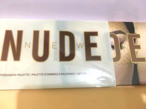🆕 Eye Shadow Palette Nude
