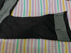 Elegant Grey &amp; Black Abaya