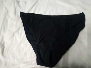Ribbed Black High-Waisted Panties