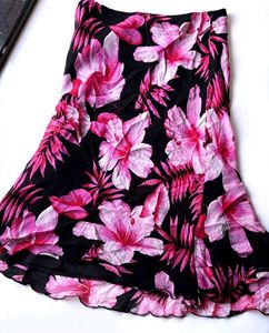 Vibrant Floral Print Skirt