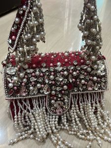 women clutch