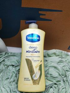 Vaseline Deep Moisture Lotion