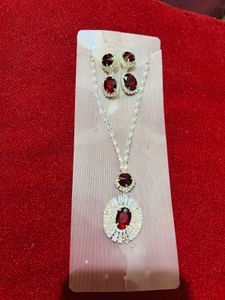 Branded Designer Set New With Tag ❤️😍
