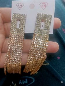 Glamorous Dangle Rhinestone Earrings