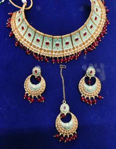 Exquisite Gold Plated Kundan Necklace Set