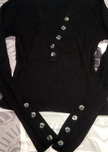 Chic Black Buttoned Knit Top