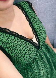 Elegant Green Leopard Print Maxi Dress